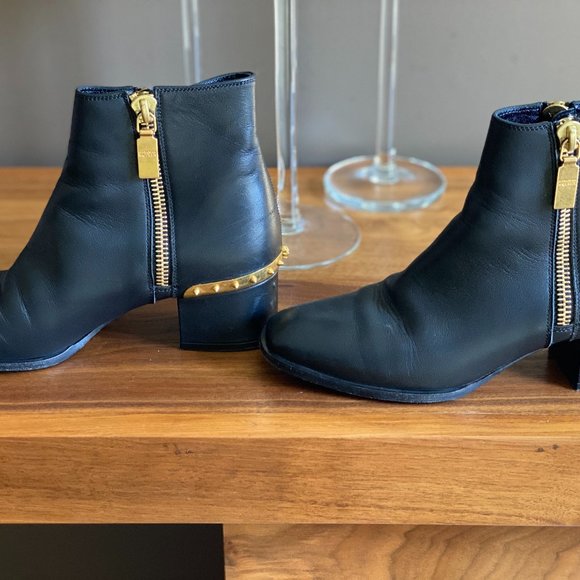 Black Spiked Alexander McQueen Ankle Boots - Picture 7 of 9